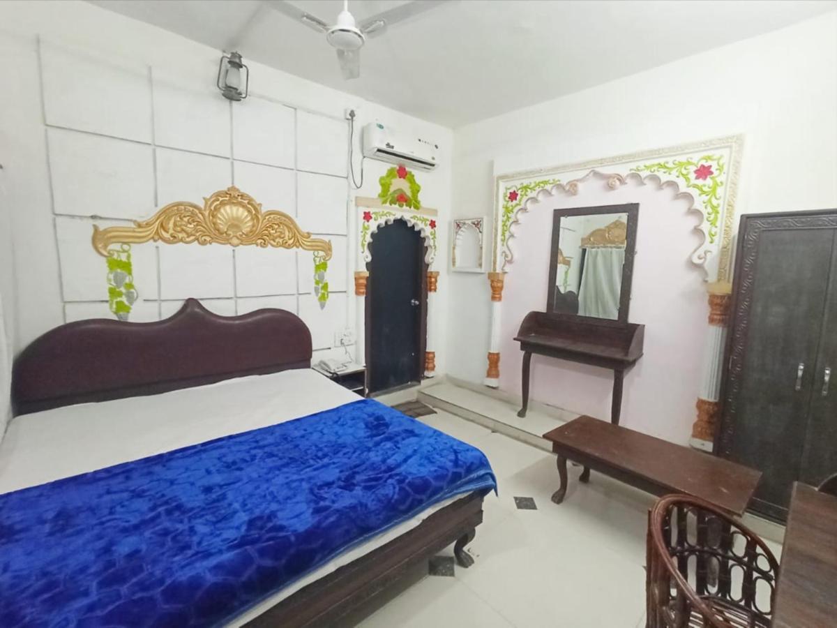 Hotel Royal Palace Chittorgarh Exterior photo